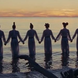 Meet your Posher, Aquia